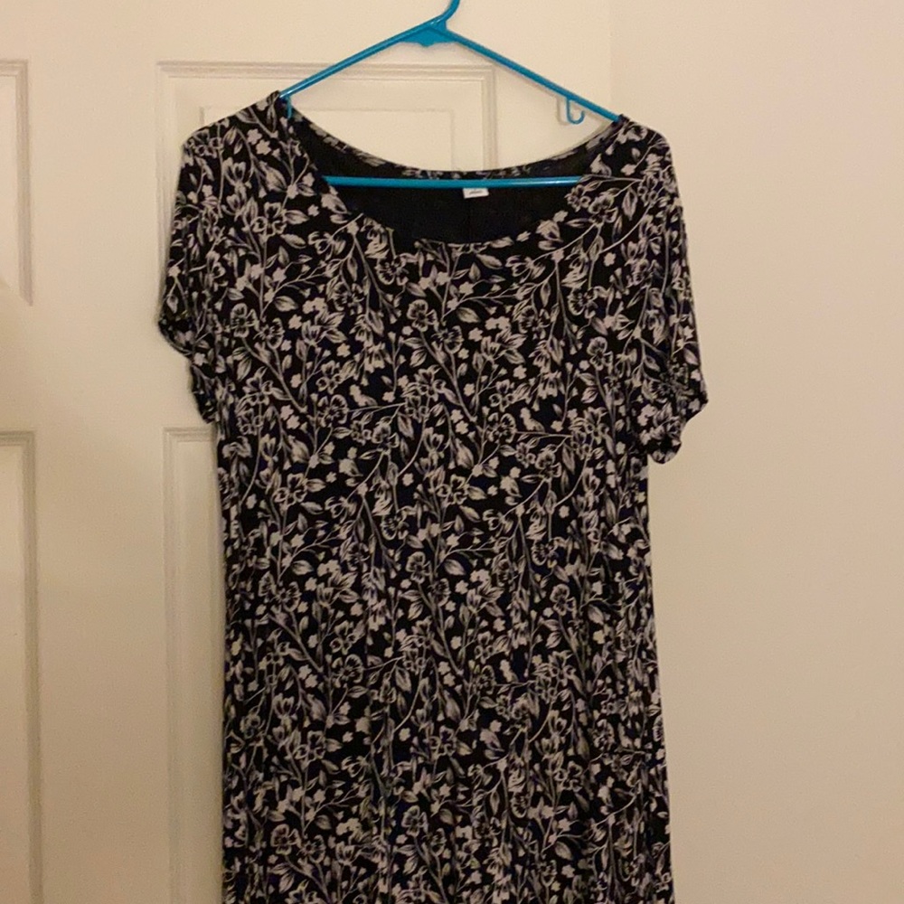 Black and White Flower Dress